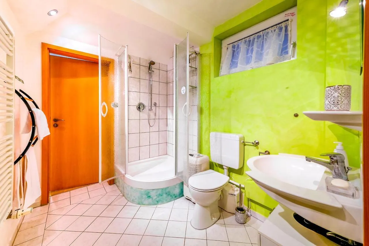 Zum Engelreich Ruhig, Laendlich, Stadtnah Monachium Apartament